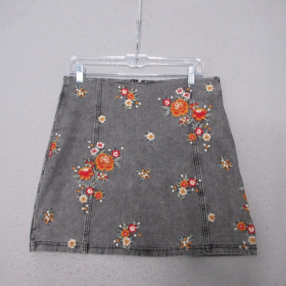 Savanna Jane Skirt Medium Floral Embroidered Boho Festival Mini Jean NWT